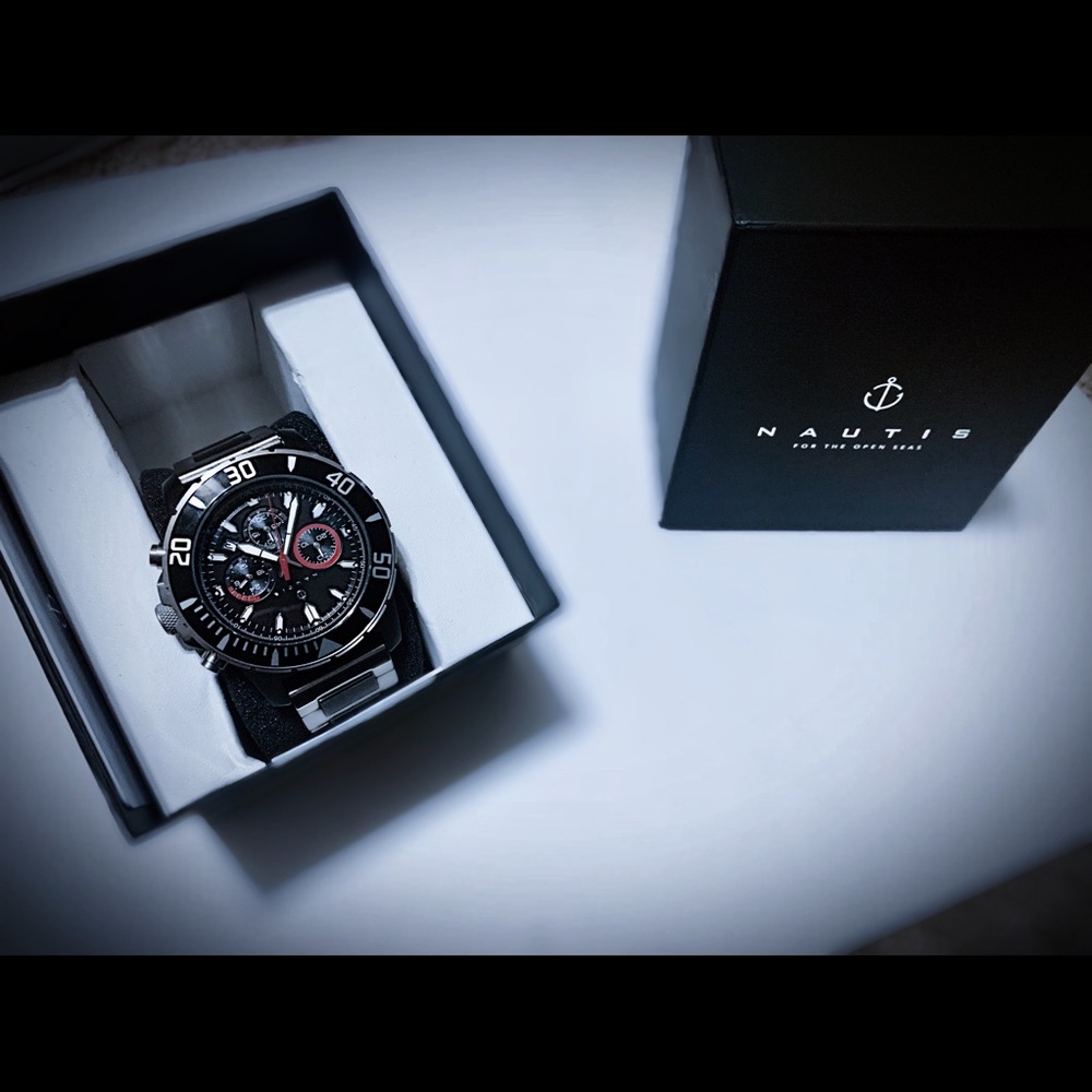 Nautis Watch